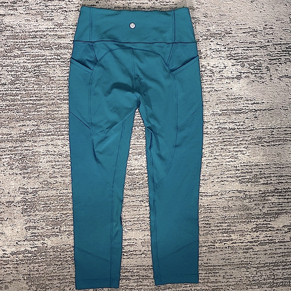 LULULEMON LEGGINGS SIZE 8